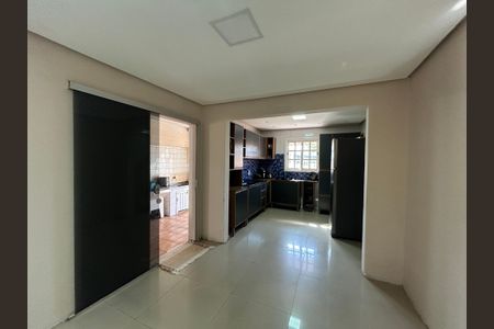 Casa à venda com 120m², 5 quartos e 2 vagasCozinha