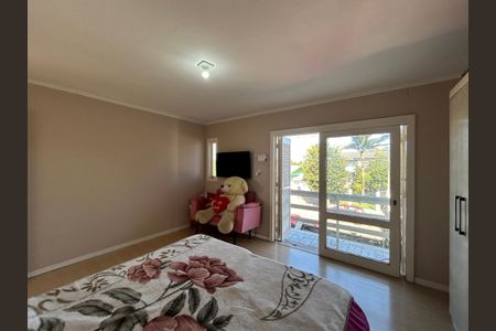 Casa à venda com 120m², 5 quartos e 2 vagasQuarto 3