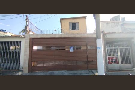 Casa à venda com 120m², 5 quartos e 4 vagas Casa à venda com 120m², 5 quartos e 4 vagasFachada + Placa