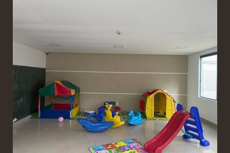 Apartamento para alugar com 43m², 2 quartos e 1 vaga Apartamento para alugar com 43m², 2 quartos e 1 vagaÁrea Comum - Playground
