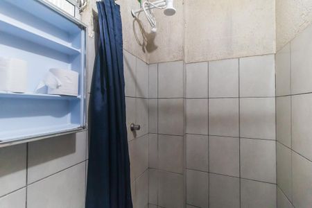 Studio para alugar com 40m², 2 quartos e 1 vaga Studio para alugar com 40m², 2 quartos e 1 vagaBanheiro