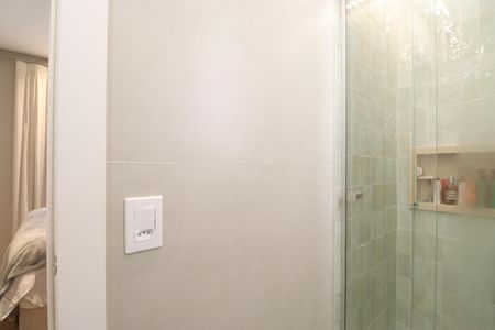 Apartamento à venda com 62m², 2 quartos e 2 vagasBanheiro da Suíte