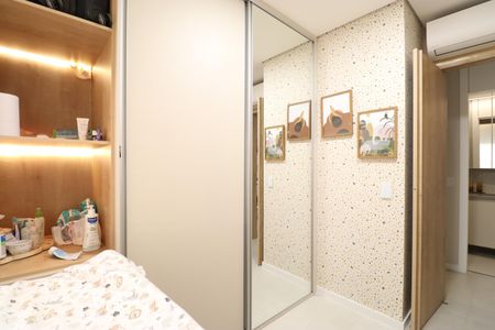 Apartamento à venda com 62m², 2 quartos e 2 vagasQuarto