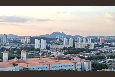 Apartamento à venda com 62m², 2 quartos e 2 vagasVista