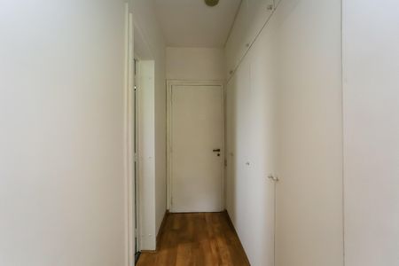 Apartamento para alugar com 242m², 4 quartos e 4 vagasSuite 1