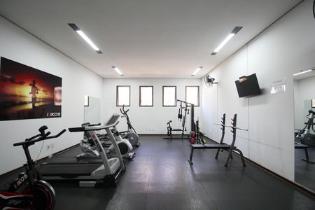 Apartamento para alugar com 242m², 4 quartos e 4 vagasÁrea comum 