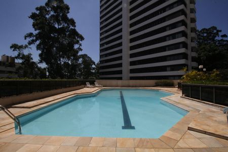 Apartamento para alugar com 242m², 4 quartos e 4 vagasÁrea comum 