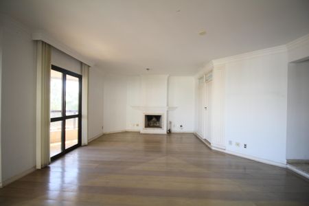 Sala de apartamento para alugar com 4 quartos, 242m² em Vila Suzana, São Paulo