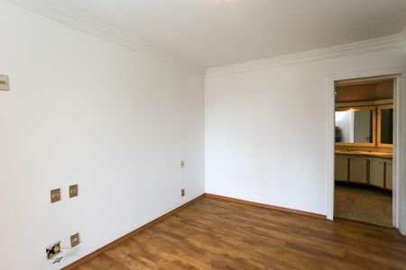 Apartamento para alugar com 242m², 4 quartos e 4 vagasSuite 2