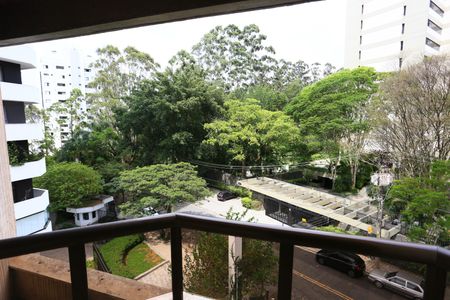 Apartamento para alugar com 242m², 4 quartos e 4 vagasVaranda Suite 1