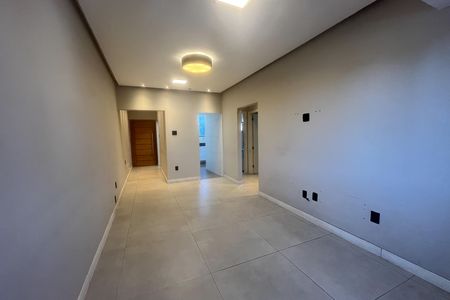 Sala de apartamento para alugar com 2 quartos, 66m² em Olaria, Rio de Janeiro