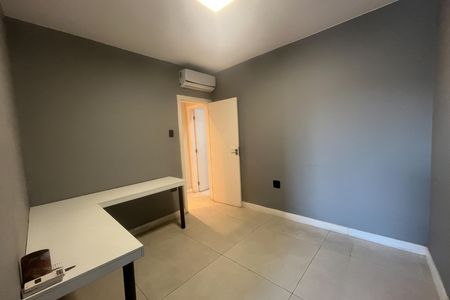 Quarto 2 de apartamento para alugar com 2 quartos, 66m² em Olaria, Rio de Janeiro