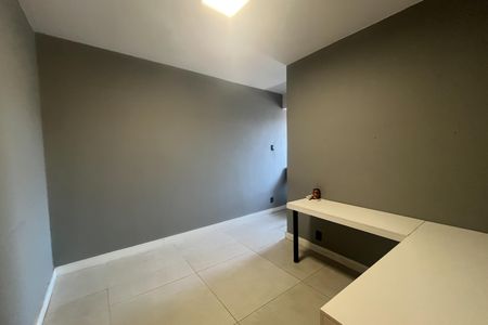 Quarto 2 de apartamento para alugar com 2 quartos, 66m² em Olaria, Rio de Janeiro
