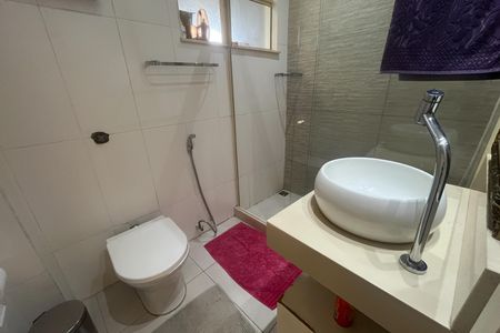 Apartamento para alugar com 66m², 2 quartos e sem vaga Apartamento para alugar com 66m², 2 quartos e sem vagaBanheiro