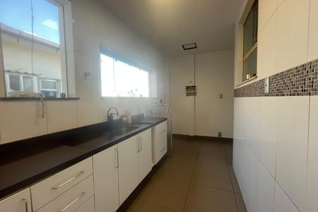 Apartamento para alugar com 66m², 2 quartos e sem vaga Apartamento para alugar com 66m², 2 quartos e sem vagaCozinha