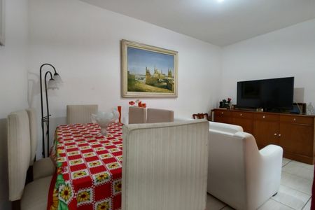 Apartamento à venda com 75m², 2 quartos e 1 vagaSala