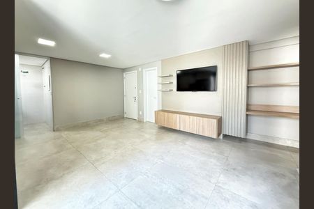 Apartamento à venda com 70m², 2 quartos e 2 vagas Apartamento à venda com 70m², 2 quartos e 2 vagasSala/Cozinha