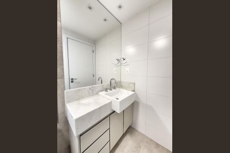 Apartamento à venda com 70m², 2 quartos e 2 vagas Apartamento à venda com 70m², 2 quartos e 2 vagasBanheiro do Quarto 1