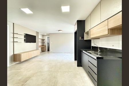 Apartamento à venda com 70m², 2 quartos e 2 vagas Apartamento à venda com 70m², 2 quartos e 2 vagasSala/Cozinha