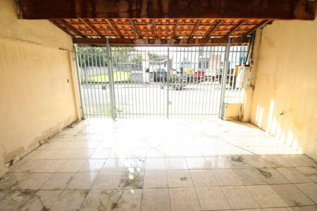 Casa para alugar com 109m², 2 quartos e 2 vagasGaragem