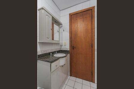 Apartamento à venda com 96m², 2 quartos e 1 vaga Apartamento à venda com 96m², 2 quartos e 1 vagaBanheiro