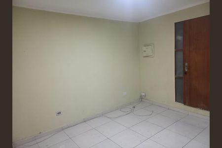 Quarto de casa para alugar com 1 quarto, 60m² em Jardim dos Prados, São Paulo