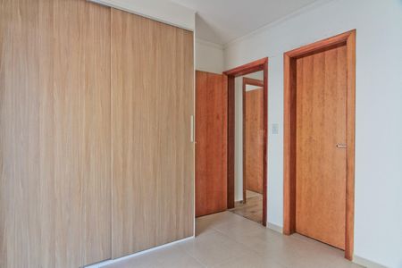 Apartamento à venda com 72m², 2 quartos e 2 vagas Apartamento à venda com 72m², 2 quartos e 2 vagasSuíte 1