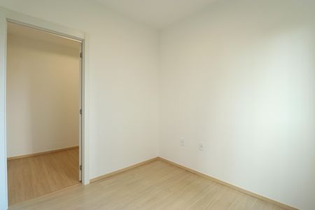 Quarto de apartamento para alugar com 1 quarto, 35m² em Várzea da Barra Funda, São Paulo