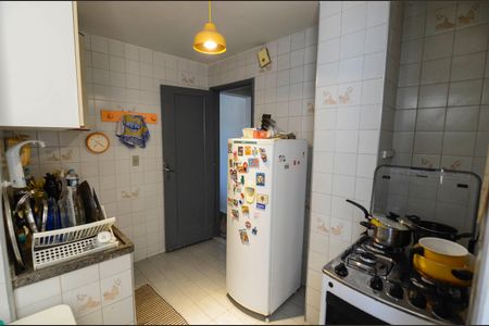 Apartamento à venda com 62m², 2 quartos e sem vagaCozinha