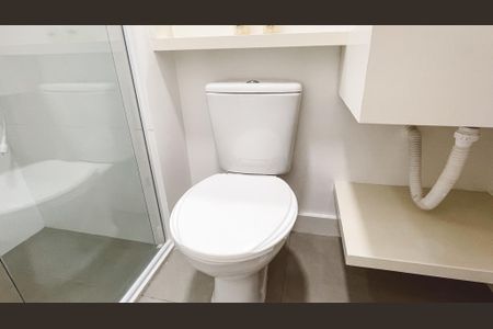 Banheiro de kitnet/studio à venda com 0 quarto, 30m² em Santana, São Paulo