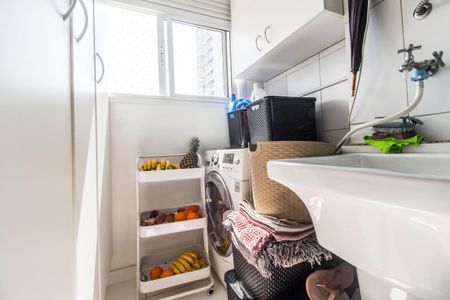 Apartamento à venda com 68m², 3 quartos e 1 vagaÁrea de Serviço