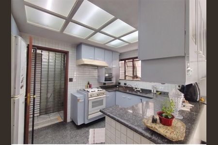 Casa à venda com 160m², 3 quartos e 2 vagas