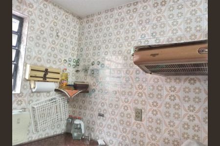 Casa à venda com 2 quartos, 132m² em Jardim Alzira, São Paulo