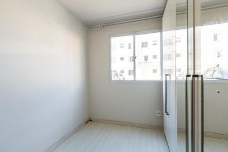 Quarto 1 de apartamento para alugar com 2 quartos, 38m² em Santo Antônio, São José dos Pinhais