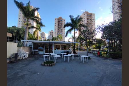 Apartamento à venda com 65m², 3 quartos e 1 vagaLanchonete