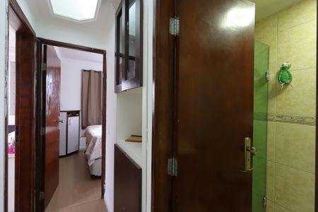 Apartamento à venda com 65m², 2 quartos e 1 vagaCorredor