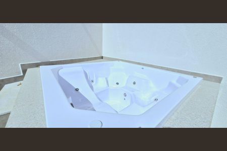 Casa à venda com 100m², 3 quartos e 2 vagas Casa à venda com 100m², 3 quartos e 2 vagasQuintal