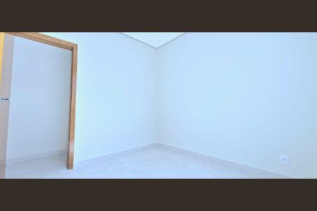 Casa à venda com 100m², 3 quartos e 2 vagas Casa à venda com 100m², 3 quartos e 2 vagasQuarto 2