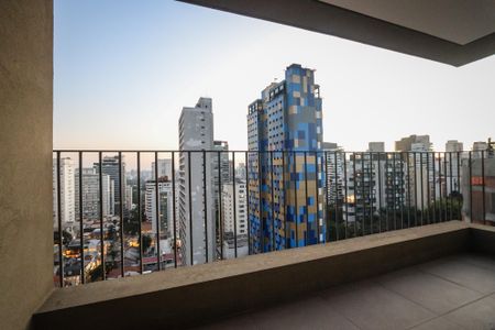 Varanda  de kitnet/studio à venda com 1 quarto, 58m² em Jardins, São Paulo