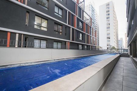 Studio à venda com 58m², 1 quarto e 1 vaga Studio à venda com 58m², 1 quarto e 1 vagaÁrea comum - Piscina
