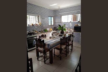 Casa à venda com 2 quartos, 100m² em Vila Guarani, São Paulo