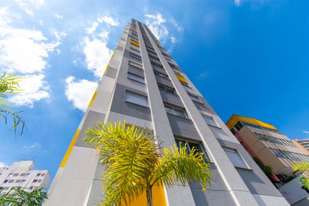 Apartamento à venda com 37m², 2 quartos e sem vaga Apartamento à venda com 37m², 2 quartos e sem vagaFachada