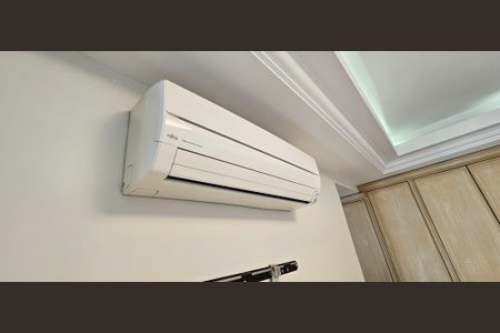 Apartamento à venda com 350m², 4 quartos e 4 vagasSuíte 2