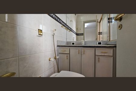 Apartamento à venda com 350m², 4 quartos e 4 vagasBanheiro da Suíte 1