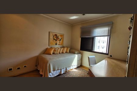 Apartamento à venda com 350m², 4 quartos e 4 vagasQuarto 2