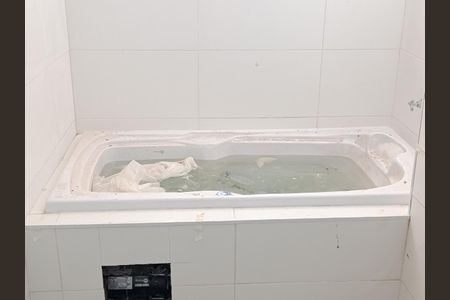 Apartamento à venda com 177m², 2 quartos e 2 vagas Apartamento à venda com 177m², 2 quartos e 2 vagasBanheiro 2