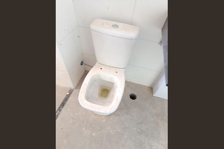 Apartamento à venda com 177m², 2 quartos e 2 vagas Apartamento à venda com 177m², 2 quartos e 2 vagasBanheiro 2