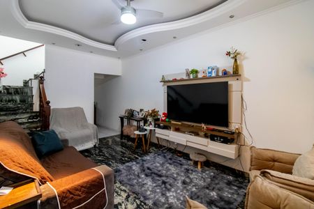 Casa à venda com 150m², 2 quartos e 2 vagasSala