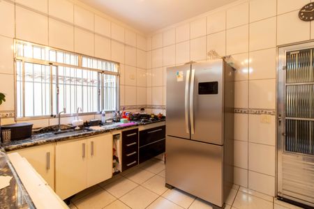 Casa à venda com 150m², 2 quartos e 2 vagasCozinha