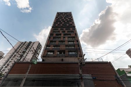 Apartamento à venda com 32m², 1 quarto e sem vaga Apartamento à venda com 32m², 1 quarto e sem vagaFachada